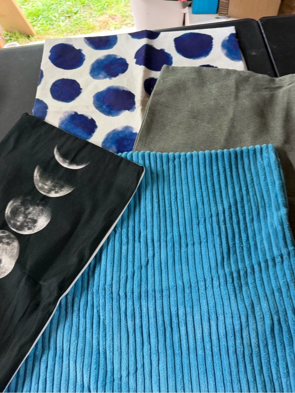 (Sale $5) LOT of different pillow covers - all zip close